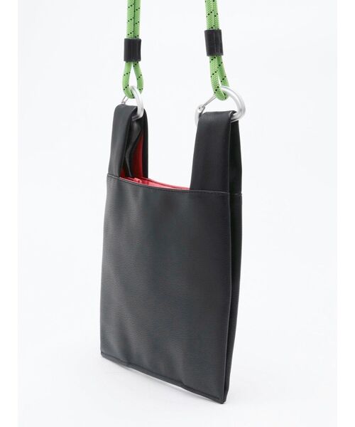 cheek(BAG)(チーク)の「【cheek】code 2way shoulder(ショルダーバッグ・レディース・アイボリー/ブラック/ブルー/グリーン・FREE)」の6枚目の写真