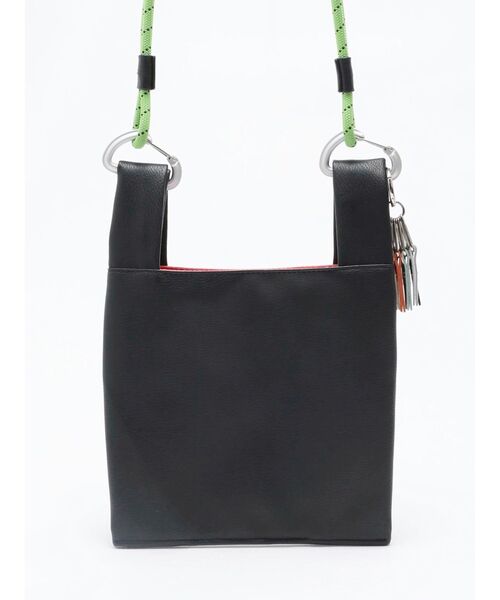 cheek(BAG)(チーク)の「【cheek】code 2way shoulder(ショルダーバッグ・レディース・アイボリー/ブラック/ブルー/グリーン・FREE)」の7枚目の写真