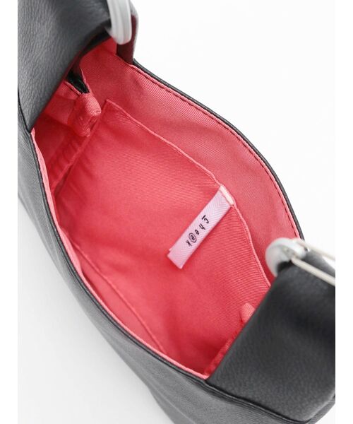 cheek(BAG)(チーク)の「【cheek】code 2way shoulder(ショルダーバッグ・レディース・アイボリー/ブラック/ブルー/グリーン・FREE)」の9枚目の写真