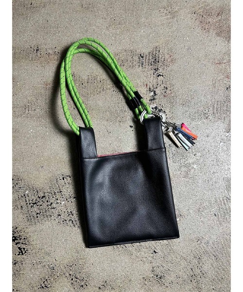 cheek(BAG)(チーク)の「【cheek】code 2way shoulder(ショルダーバッグ・レディース・アイボリー/ブラック/ブルー/グリーン・FREE)」の22枚目の写真