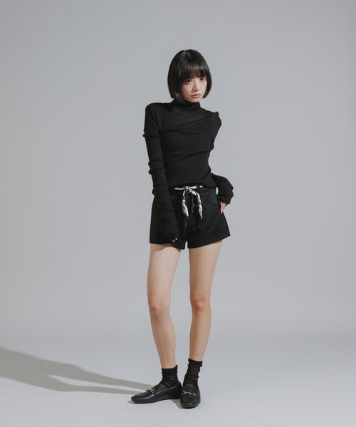 Chick（チック）の「Wood Bead Cord with Bandana Faux Suede Shorts / バンダナ付きウッドビーズコード フェイクスウェードショートパンツ（その他パンツ・レディース・ブラック/ブラウン/カーキ・FREE）」の9枚目の写真