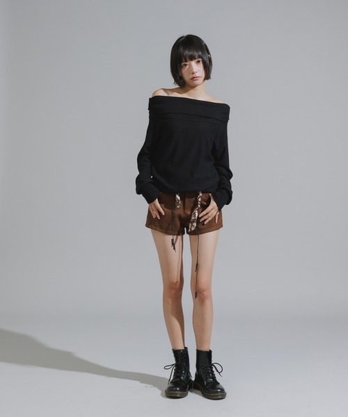 Chick（チック）の「Wood Bead Cord with Bandana Faux Suede Shorts / バンダナ付きウッドビーズコード フェイクスウェードショートパンツ（その他パンツ・レディース・ブラック/ブラウン/カーキ・FREE）」の17枚目の写真