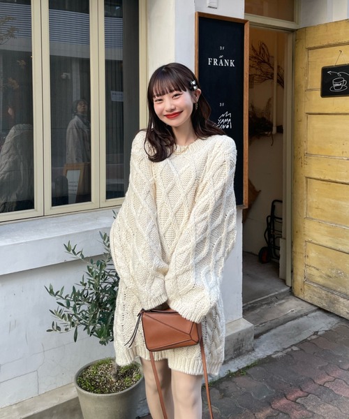 アイボリー ケーブル編み ニットワンピース ケーブル編みニットワンピ（ワンピース）｜hinari（ヒナリ）の