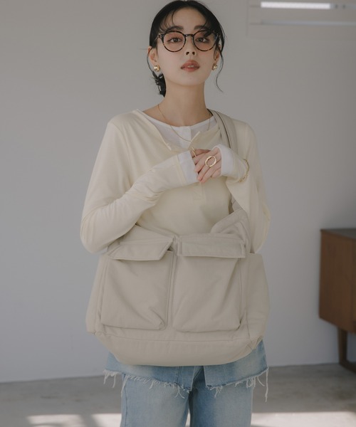 210nouve（トゥージュヌーブ）の「マルチポケット ナイロン ビッグ ショルダーバッグ（ショルダーバッグ・レディース・ブラック/アイボリー/ネイビー・FREE）」の19枚目の写真