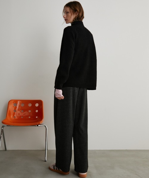 Auntie Rosa Holiday（アンティローザホリデー）の「ダブルジップスタンドニットカーディガン（カーディガン/ボレロ・レディース・グレー/ブラック/アイボリー・FREE）」の19枚目の写真