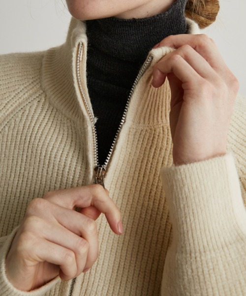 Auntie Rosa Holiday（アンティローザホリデー）の「ダブルジップスタンドニットカーディガン（カーディガン/ボレロ・レディース・グレー/ブラック/アイボリー・FREE）」の9枚目の写真