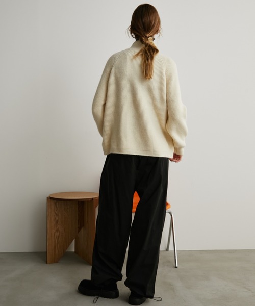 Auntie Rosa Holiday（アンティローザホリデー）の「ダブルジップスタンドニットカーディガン（カーディガン/ボレロ・レディース・グレー/ブラック/アイボリー・FREE）」の7枚目の写真