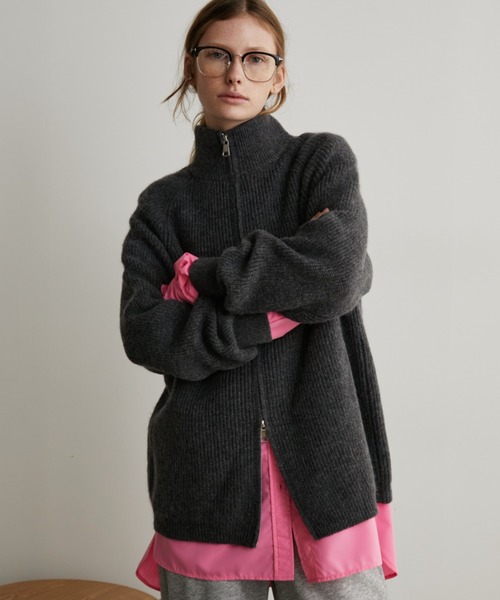 Auntie Rosa Holiday（アンティローザホリデー）の「ダブルジップスタンドニットカーディガン（カーディガン/ボレロ・レディース・グレー/ブラック/アイボリー・FREE）」の22枚目の写真