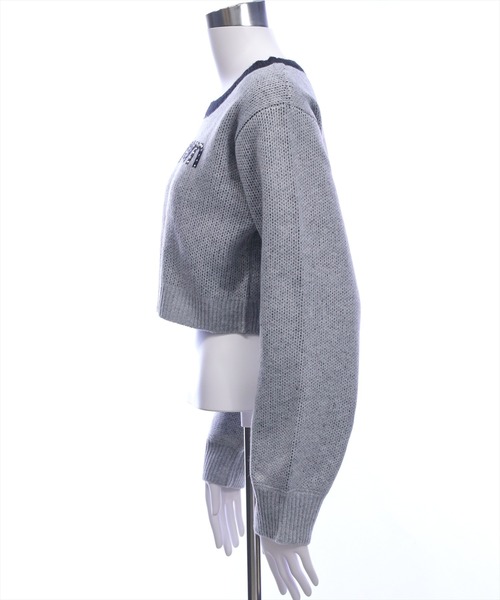 clear（クリア）の「ストーンロゴジャガードクロップドニットトップス［韓国ファッション ガーリー カジュアル］（ニット/セーター・レディース・ブラック/グレー/ピンク・F）」の9枚目の写真