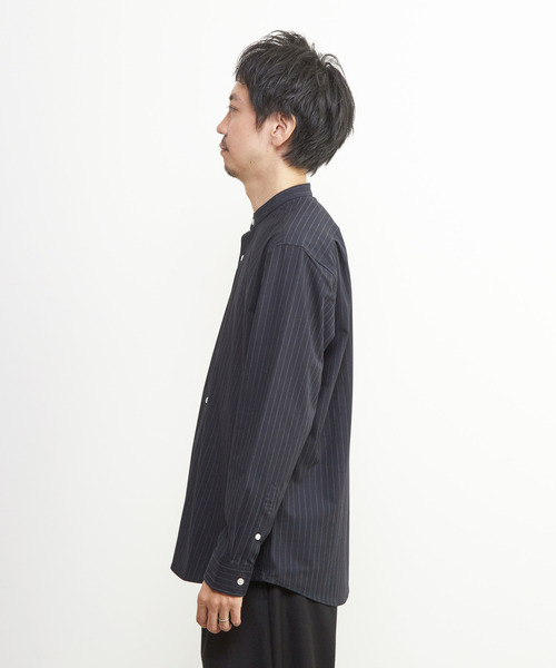 MEN'S MELROSE(メンズメルローズ)の「ウーリーピンストライプバンドカラーシャツ(シャツ/ブラウス・メンズ・ネイビー/グレー・2/3/4)」の4枚目の写真