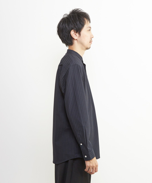 MEN'S MELROSE(メンズメルローズ)の「ウーリーピンストライプバンドカラーシャツ(シャツ/ブラウス・メンズ・ネイビー/グレー・2/3/4)」の6枚目の写真