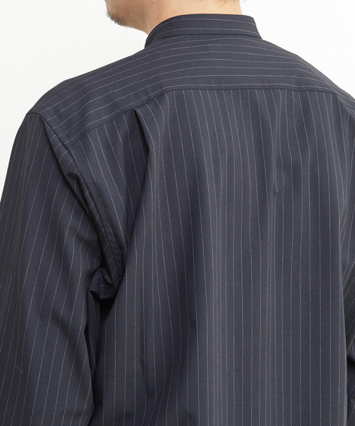 MEN'S MELROSE(メンズメルローズ)の「ウーリーピンストライプバンドカラーシャツ(シャツ/ブラウス・メンズ・ネイビー/グレー・2/3/4)」の9枚目の写真