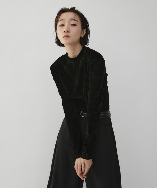 VION(ヴィオン)の「グロッシーベロアロングスリーブティー / Glossy Velour Long Sleeve TEE(Tシャツ/カットソー・レディース・チャコールグレー/ブラック・FREE)」の5枚目の写真
