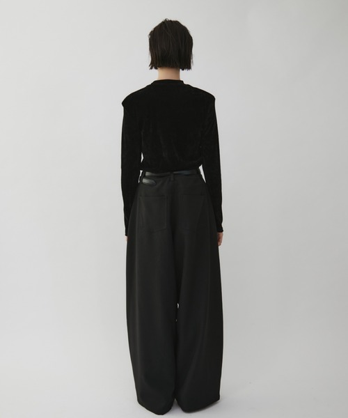 VION(ヴィオン)の「グロッシーベロアロングスリーブティー / Glossy Velour Long Sleeve TEE(Tシャツ/カットソー・レディース・チャコールグレー/ブラック・FREE)」の9枚目の写真