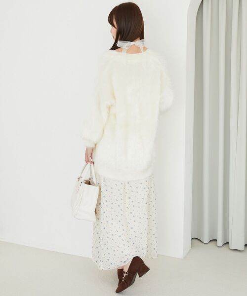 MAJESTIC LEGON（マジェスティックレゴン）の「キラメキシャギーミディカーディガン（カーディガン/ボレロ・レディース・アイボリー/ブルー/チャコールグレー/ピンク・MEDIUM）」の11枚目の写真