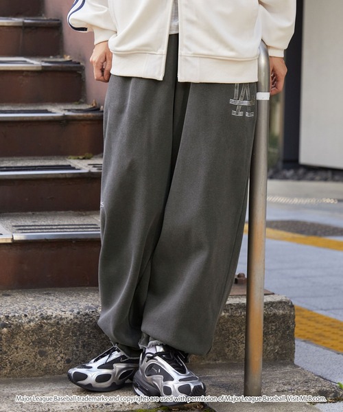 MLB/メジャーリーグベースボール 別注 ワッペン刺繍 ピグメント加工