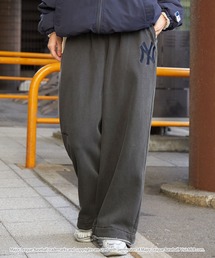 MLB（メジャーリーグベースボール）の「MLB/メジャーリーグベースボール 別注 ワッペン刺繍 ピグメント加工 ヴィンテージ ビッグシルエット 裏起毛 ワイドスウェットパンツ【セットアップ対応】（スウェットパンツ）」