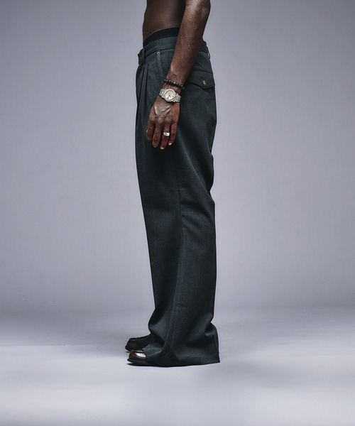 ANDER HUNK（アンダーハンク）の「Wide Flare Tuck Slacks / ワイドフレアタックスラックス（スラックス・メンズ・グレー/ブラック・MEDIUM/LARGE/SMALL）」の19枚目の写真