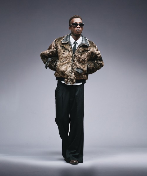 ANDER HUNK（アンダーハンク）の「Wide Flare Tuck Slacks / ワイドフレアタックスラックス（スラックス・メンズ・グレー/ブラック・MEDIUM/LARGE/SMALL）」の13枚目の写真