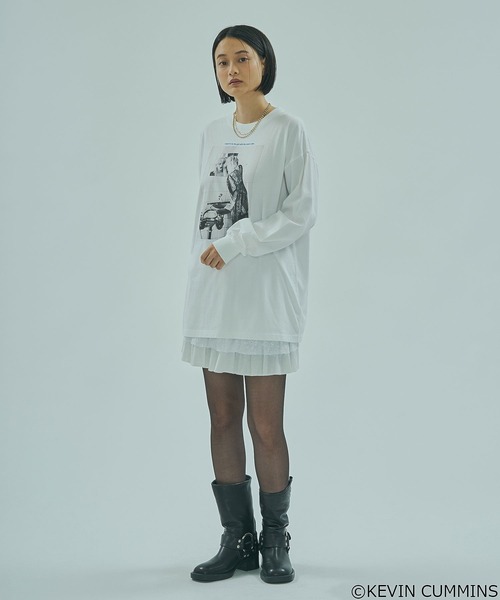 ROSE BUD(ローズバッド)の「(CREOLME)KEVIN CUMMINS PHOTO L/S TEE(Tシャツ/カットソー・レディース・ブラック/ホワイト・ONE SIZE)」の5枚目の写真