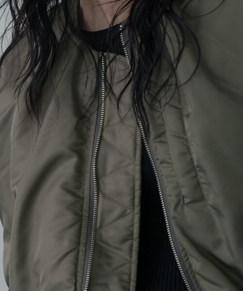 GALLEST（ギャレスト）の「【再入荷】MA－1ジレブルゾン（ブルゾン・レディース・オリーブ/ブラック/ライトグリーン・34/38）」の9枚目の写真
