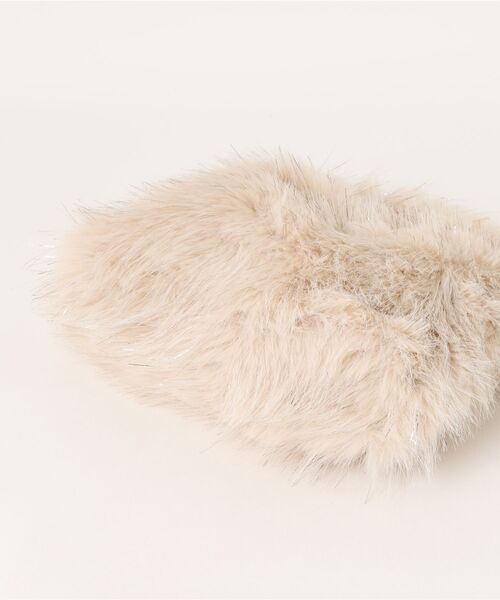 ottilie（オティーリエ）の「【 Ordinary Federation / オーディナリーフェデレーション 】ラメ入りフェイクファー2WAYショルダーバッグ（ショルダーバッグ・レディース・アイボリー/グレー/ブラウン・FREE）」の12枚目の写真