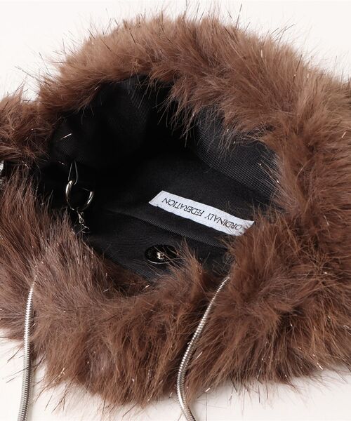 ottilie（オティーリエ）の「【 Ordinary Federation / オーディナリーフェデレーション 】ラメ入りフェイクファー2WAYショルダーバッグ（ショルダーバッグ・レディース・アイボリー/グレー/ブラウン・FREE）」の14枚目の写真