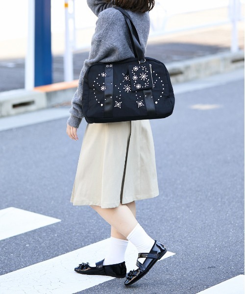 Casselini（キャセリーニ）の「Casselini(キャセリーニ)スタッズバッグ（トートバッグ・レディース・ブラック/カーキ・FREE）」の7枚目の写真