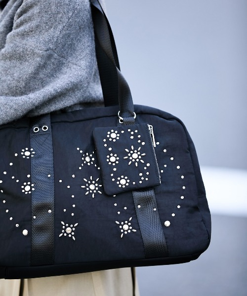 Casselini（キャセリーニ）の「Casselini(キャセリーニ)スタッズバッグ（トートバッグ・レディース・ブラック/カーキ・FREE）」の4枚目の写真