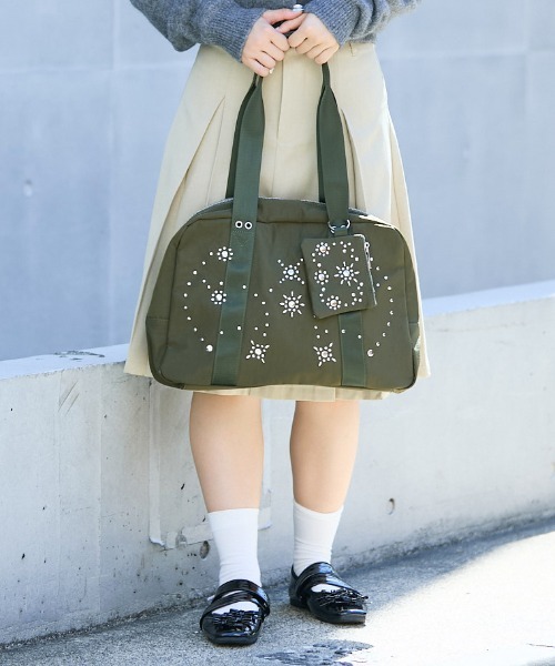 Casselini（キャセリーニ）の「Casselini(キャセリーニ)スタッズバッグ（トートバッグ・レディース・ブラック/カーキ・FREE）」の13枚目の写真