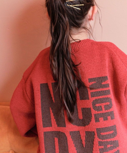 BAYFLOW（ベイフロー）の「[遊んで汚れても安心♪]洗える!HAPPYカラーニットプルオーバー25(KIDS)（ニット/セーター・キッズ・ネイビー/オレンジ/ピンク/レッド/ブルー・110cm/130cm/150cm）」の7枚目の写真