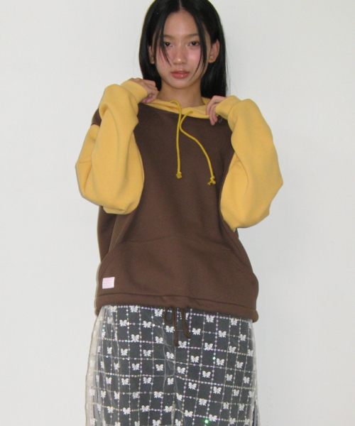 RONRON(ロンロン)の「BLOCKING HOODIE BROWN MUSTARD(パーカー・レディース・その他・FREE)」の3枚目の写真