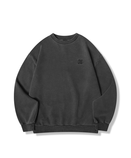 AVANDRESS(アバンドレス )の「UNISEX AV OVERSIZED MTM PIGMENT BLACK(スウェット・レディース・ブラック・LARGE/MEDIUM/SMALL)」の1枚目の写真