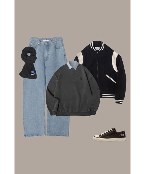 AVANDRESS(アバンドレス )の「UNISEX AV OVERSIZED MTM PIGMENT BLACK(スウェット・レディース・ブラック・LARGE/MEDIUM/SMALL)」の2枚目の写真