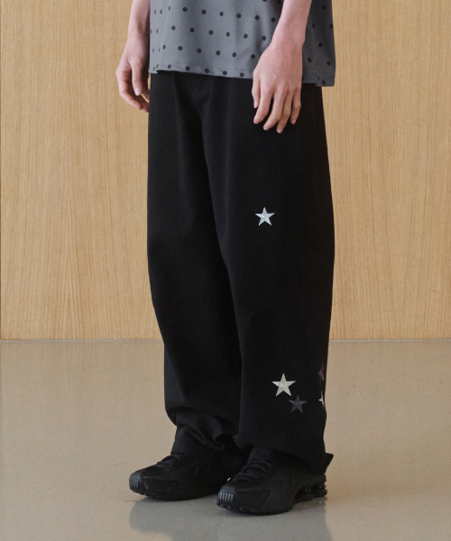 BAUF（バウフ）の「スターシンボルパンツ[ブラック]（スウェットパンツ・レディース・その他・LARGE/SMALL/MEDIUM）」の4枚目の写真
