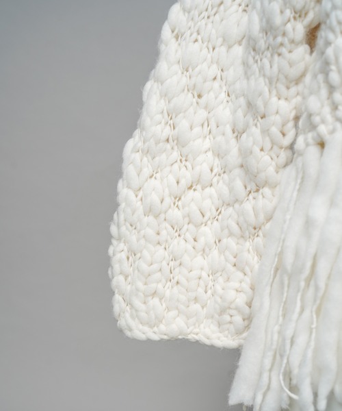 MAISON SPECIAL(メゾンスペシャル)の「《UNISEX》Volume Yarn Prime-Over Fringe Cardigan/ボリュームヤーンプライムオーバーフリンジカーディガン【MAISON SPECIAL/メゾンスペシャル】(カーディガン/ボレロ・メンズ・アイボリー/ブラック・FREE)」の11枚目の写真