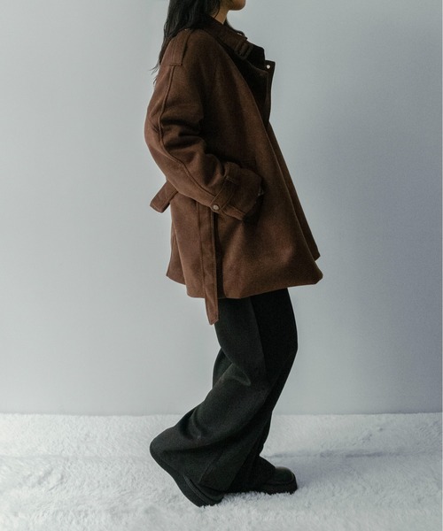 on:nue】[着用動画あり！] ベルト付きミディアム丈スエードファー