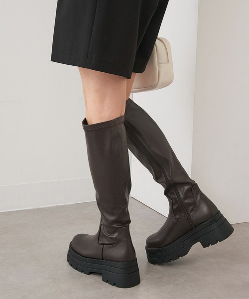 MAGASIN DE MODE Chou Chou(マガジンデモードシュシュ)の「【MAGASIN DE MODE Chou Chou】厚底ロングブーツ LON(ブーツ・レディース・ブラウン/ブラック・XS/S/M/L)」の5枚目の写真