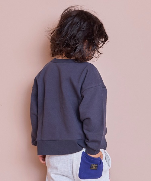 Life Support Products（ライフサポートプロダクツ）の「ベーシックプリントトレーナー（スウェット・キッズ・チャコール/ホワイト系1/ホワイト系2/ブラック/ホワイト系その他/杢グレー・100/95/90/80/110/150/140/130/120）」の14枚目の写真