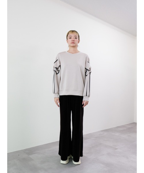 DOLLUPOOPS（ドールアップウップス）の「スリーブリボンステッチプルオーバー（スウェット・レディース・ブラック/ライトベージュ/カーキ・FREE）」の21枚目の写真