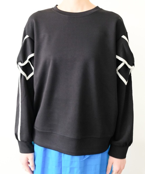 DOLLUPOOPS（ドールアップウップス）の「スリーブリボンステッチプルオーバー（スウェット・レディース・ブラック/ライトベージュ/カーキ・FREE）」の15枚目の写真