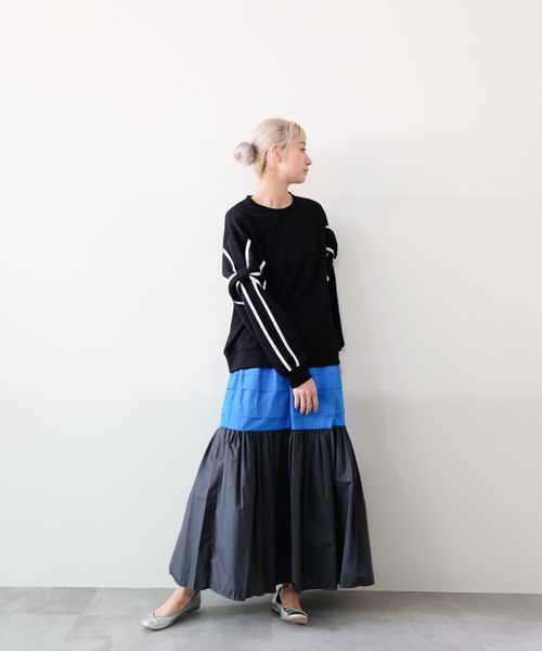 DOLLUPOOPS（ドールアップウップス）の「スリーブリボンステッチプルオーバー（スウェット・レディース・ブラック/ライトベージュ/カーキ・FREE）」の9枚目の写真