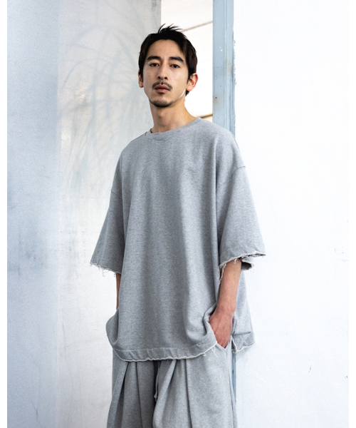 ANGLAN(アングラン)の「Valley Tuck Sweat Half Tee - Melange Grey(Tシャツ/カットソー・メンズ・その他・ONE SIZE)」の2枚目の写真