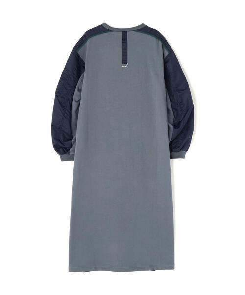 AULA AILA（アウラアイラ）の「AULA AILA（アウラ アイラ）別注MILITARY SLEEVE ONE-PIECE（ワンピース・レディース・ブラック/ネイビー・F）」の4枚目の写真