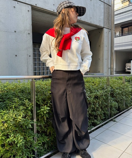 DOUBLE NAME（ダブルネーム）の「【m:rex】ハートモチーフショート丈プルオーバー（Tシャツ/カットソー・レディース・グリーン/ブラック系/オフホワイト・FREE）」の10枚目の写真