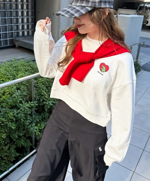 DOUBLE NAME（ダブルネーム）の「【m:rex】ハートモチーフショート丈プルオーバー（Tシャツ/カットソー・レディース・グリーン/ブラック系/オフホワイト・FREE）」の4枚目の写真