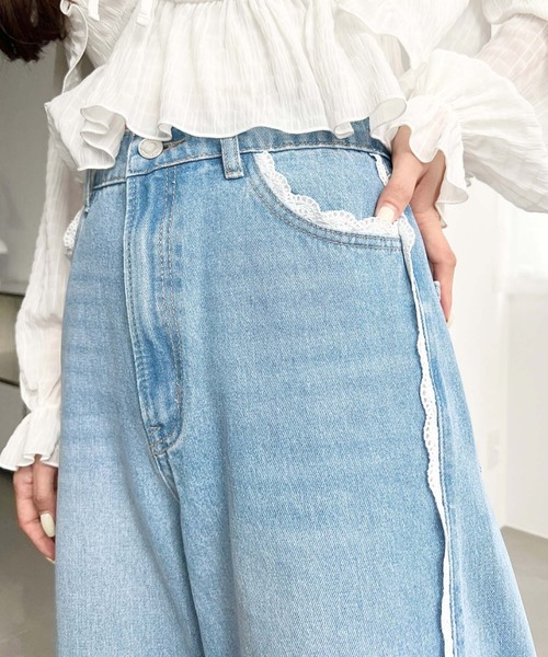 moment+(モーメントプラス)の「サイドレーストリミングストレートパンツ(デニムパンツ・レディース・ブラック/サックスブルー・M/S/L)」の20枚目の写真
