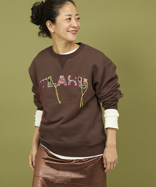 Freada（フリーダ）の「Freada/フリーダ ワッペンビジューロゴスウェット（スウェット・レディース・グレー/ブラウン・ONE SIZE）」の15枚目の写真