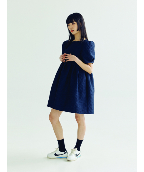 BOMNAL BOUTIQUE(ボムナルブティック)の「パフスリーブミニドレス _ ネイビー(ワンピース・レディース・その他・SMALL/MEDIUM)」の3枚目の写真