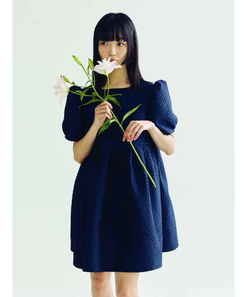 BOMNAL BOUTIQUE(ボムナルブティック)の「パフスリーブミニドレス _ ネイビー(ワンピース・レディース・その他・SMALL/MEDIUM)」の5枚目の写真